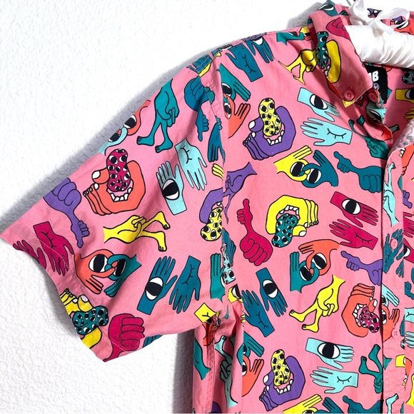 Men’s A-Lab Tate Hands Coral Short Sleeve Button Up Shirt Size Medium - Picture 6 of 7